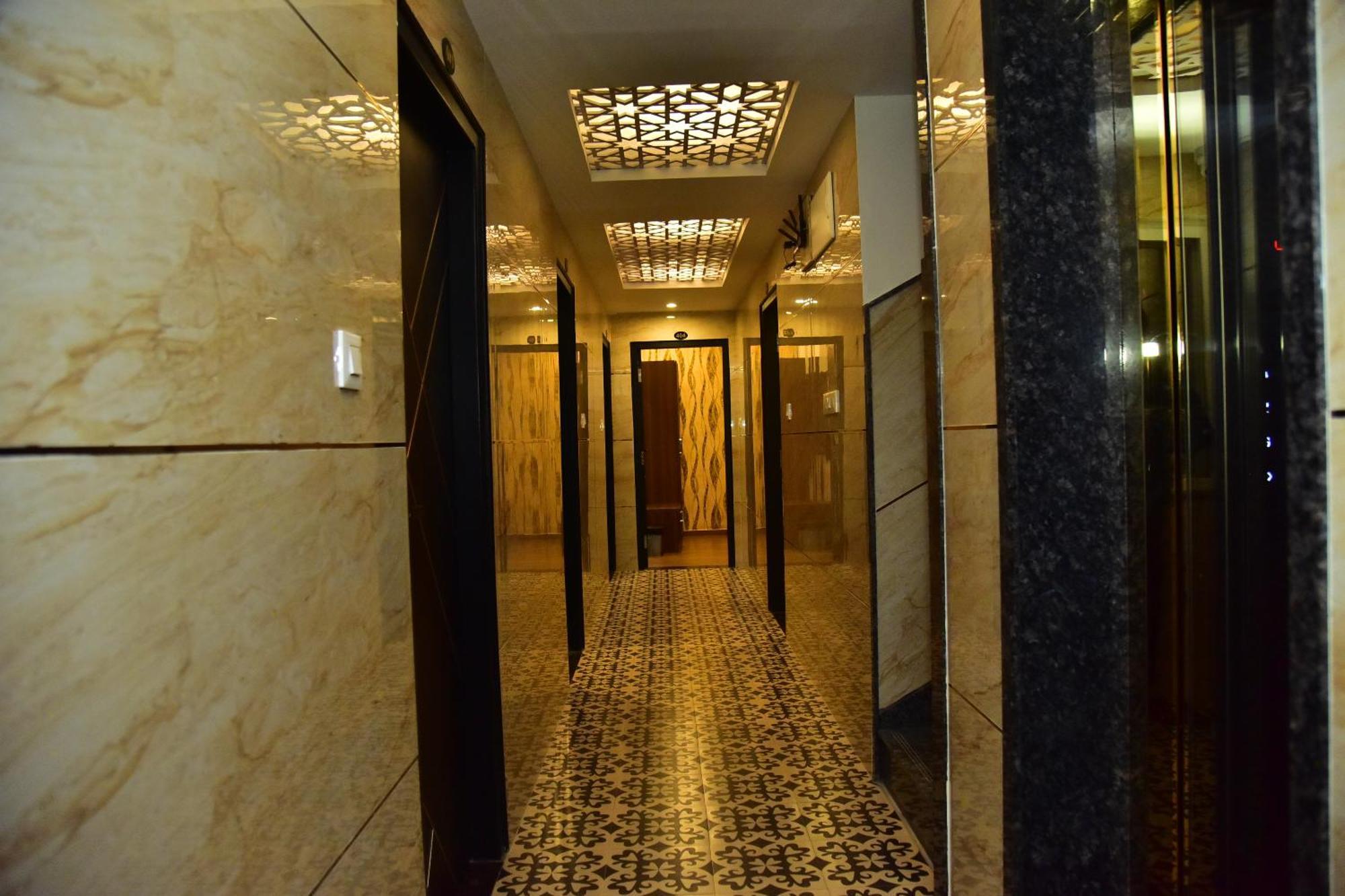 Meadows Inn Mysore Exterior photo
