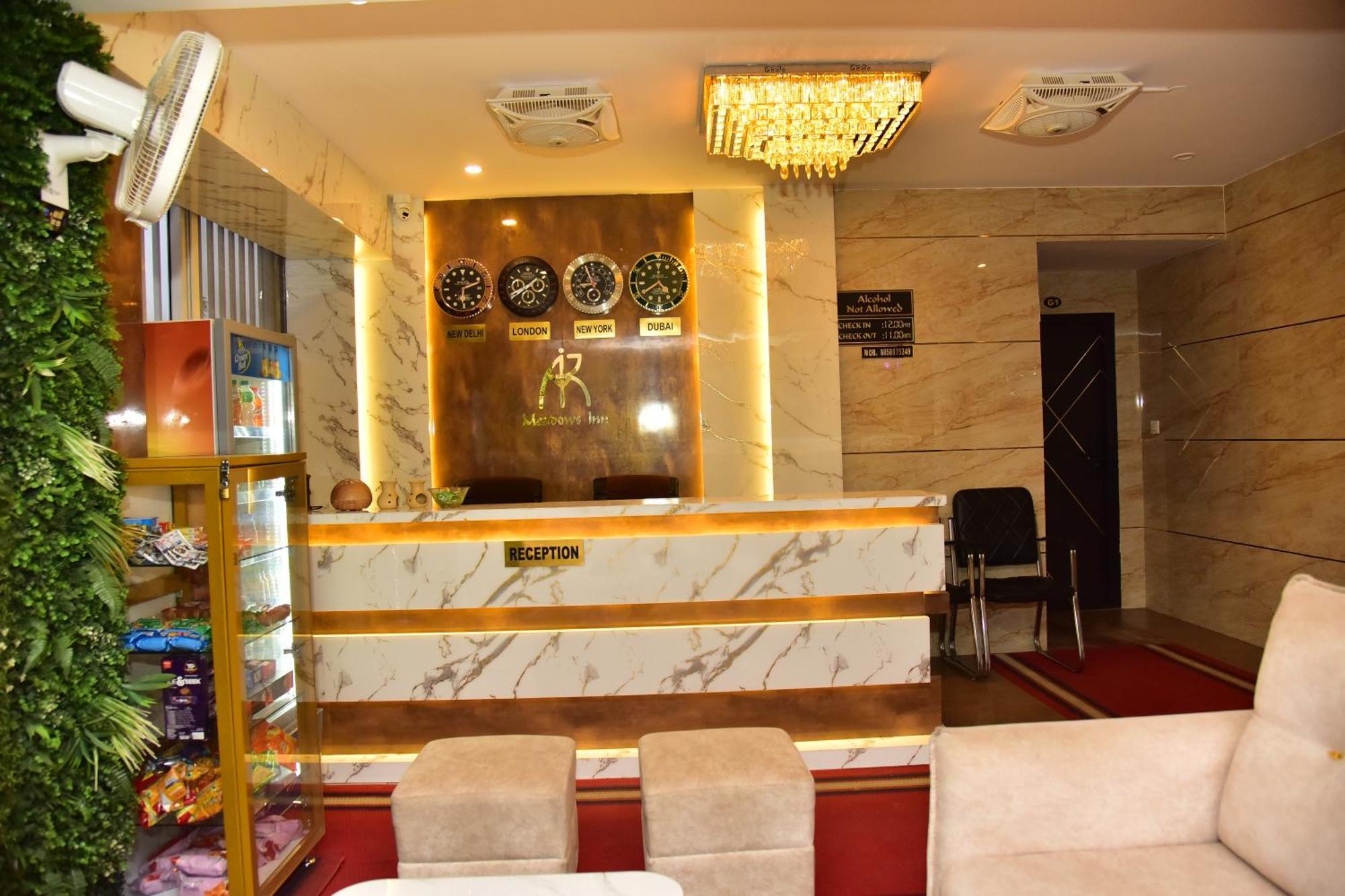 Meadows Inn Mysore Exterior photo